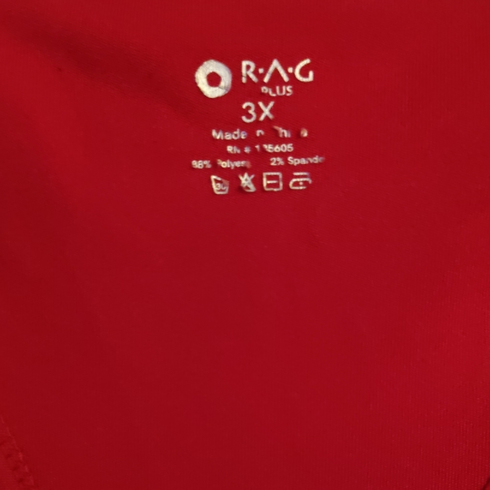 Red Athletic Tank and Capri Leggings Set - Picture 8 of 9